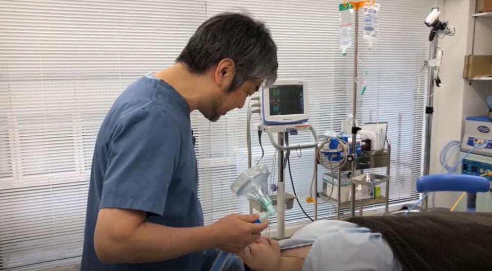 迷死氧日本亲身体验2，我用脖子上的皮给自己缝了毛孔