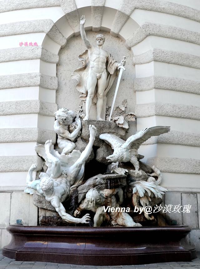 世界最美“城中之城”,见证了一个皇族700年的兴衰