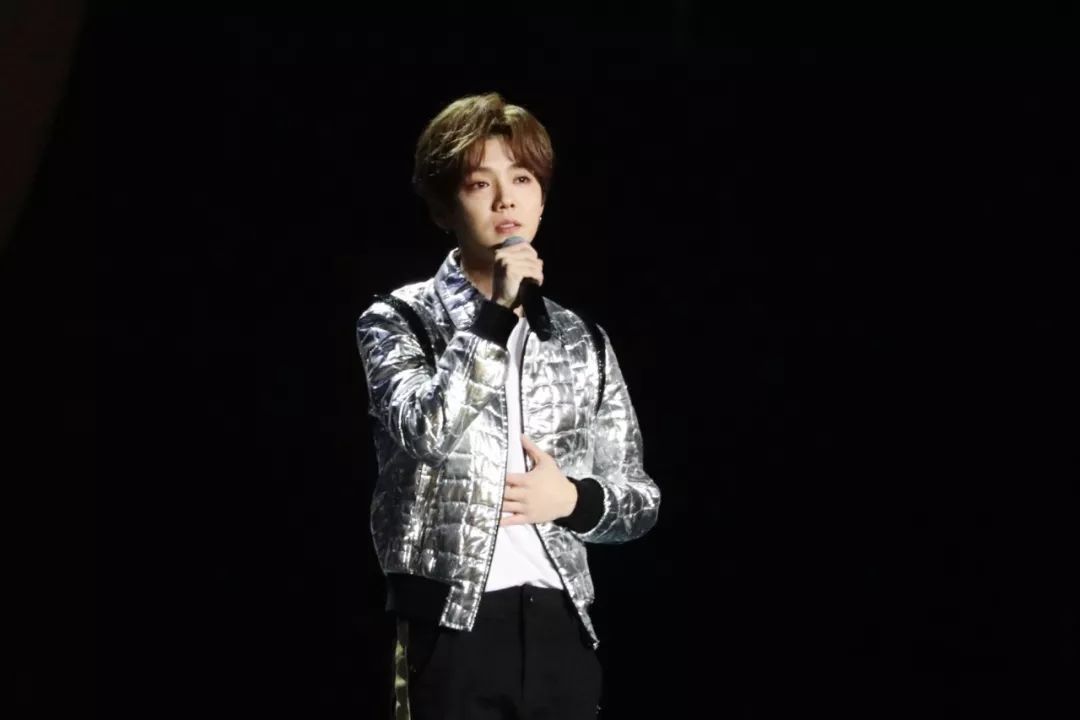 不完全脱粉指南 | 祛魅时代