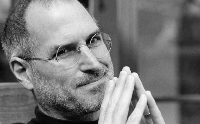  乔布斯为啥给公司取名“苹果”，还是一个被咬过一口的苹果？