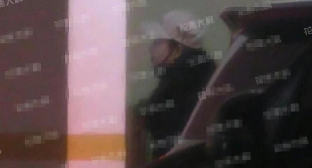 井柏然被拍到夜访倪妮公寓，两人深夜相聚疑似复合了！