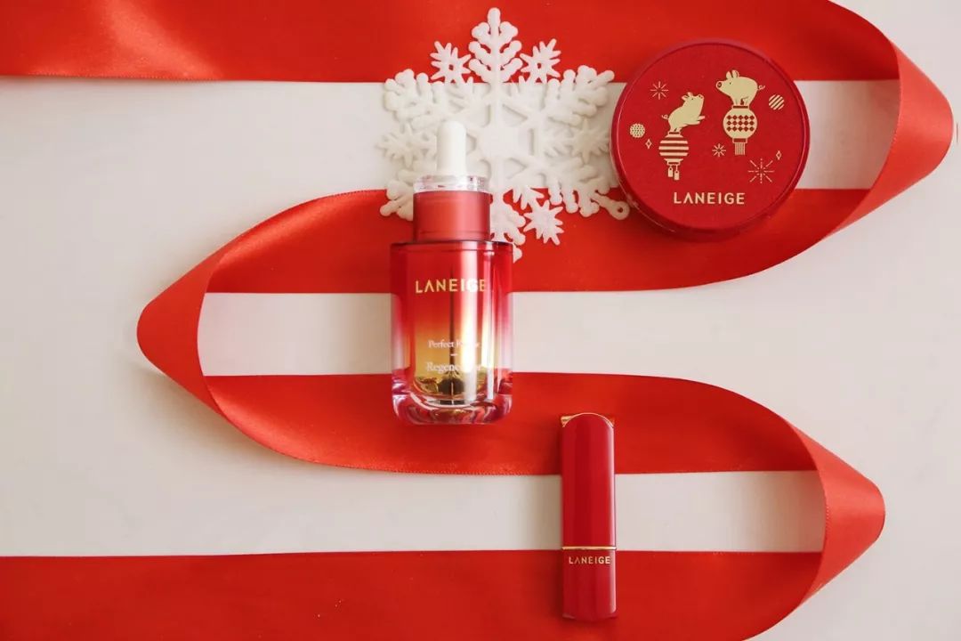 时尚||历史上的香水铁粉们如何实力宠香?