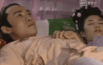 让人头皮发麻、极其反胃的画面，胆小者慎点...