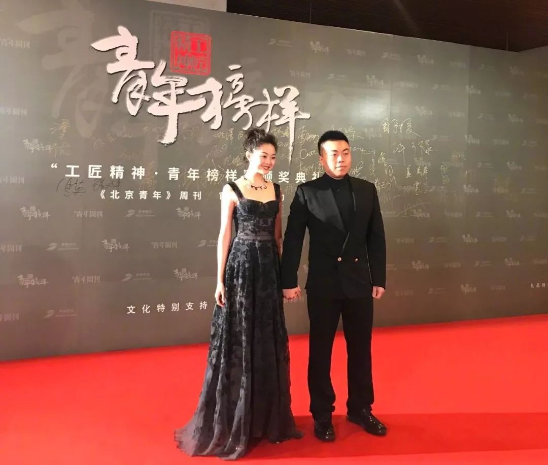 从豆瓣网红到艺术名太,晚晚的中国式名媛之路