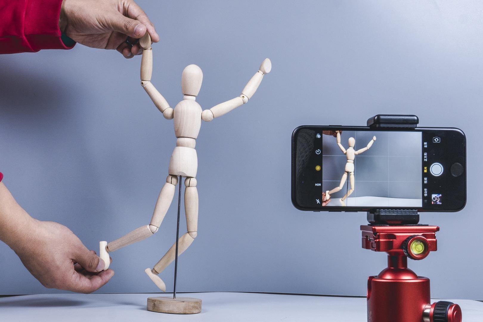 大神视频里的定格动画是如何制作的?我尝试在