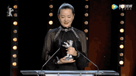 人物||新晋柏林影后咏梅，演了30年中国好老婆原来是90年代摇滚界的尖果儿