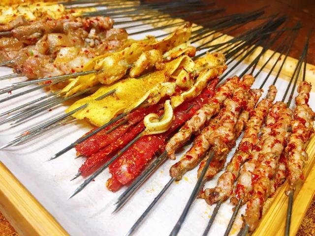 三分熟配小酒,小串子整上一宿,长春世光路农安三分熟真是老霸道