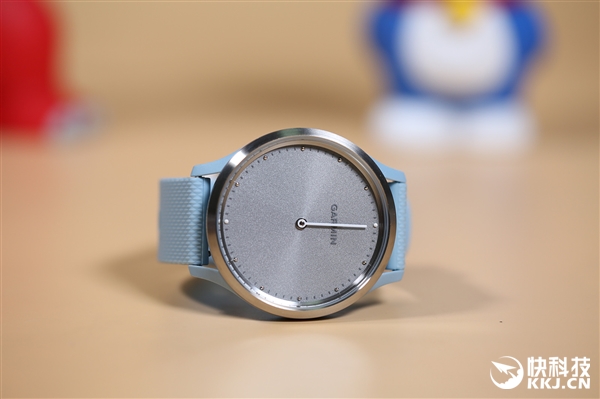 迪丽热巴代言 GARMIN指针式健康运动腕表开箱图赏