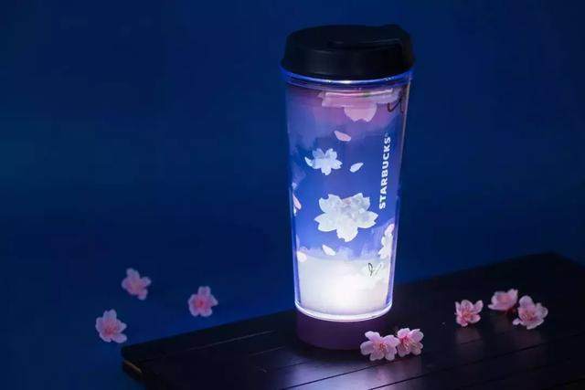 你买的猫爪杯可能又为星巴克设计师加薪了