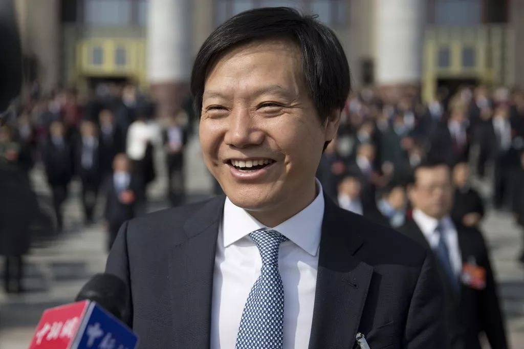 三个关键词，盘点互联网大佬的「两会」提案 | 最前线