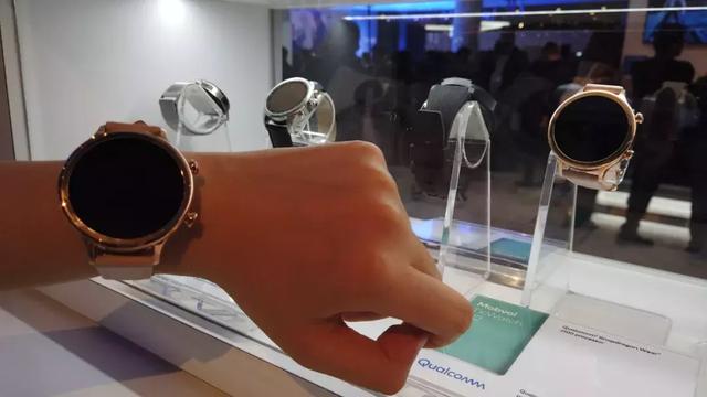 拼死抢到一个“猫爪杯”，女神却说她想要这个？！