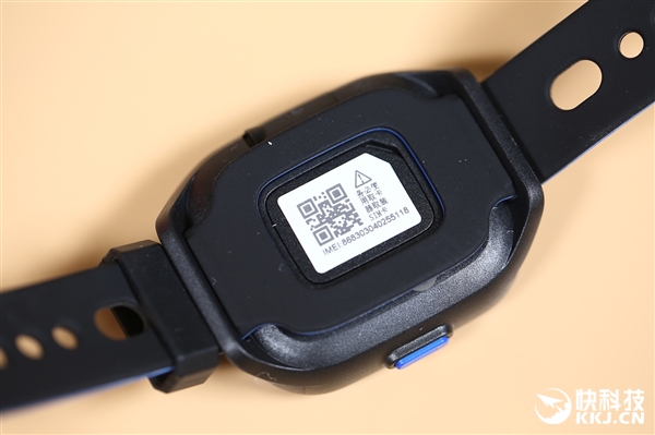 一键发起SOS 华为儿童手表3开箱图赏