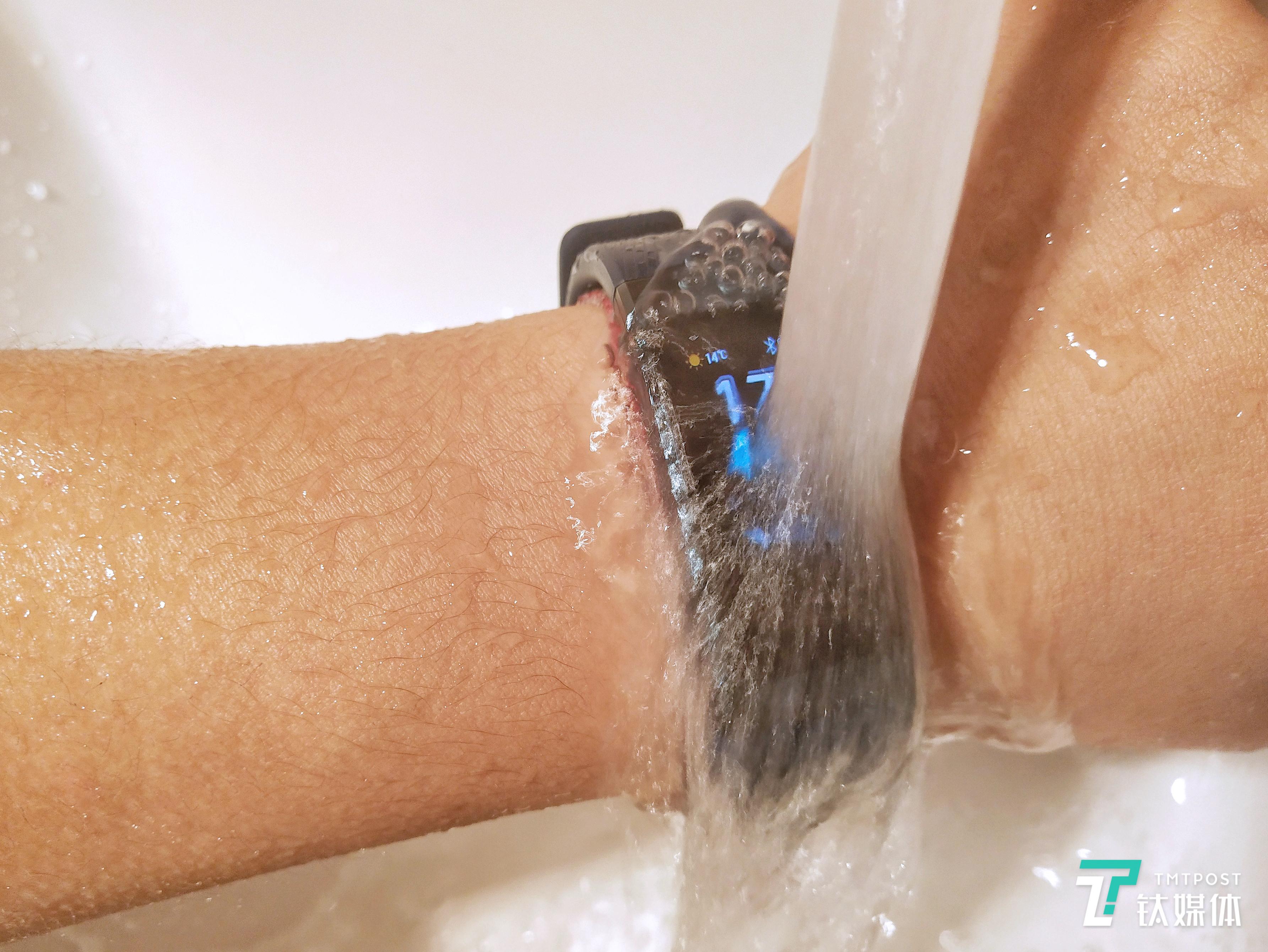 运动+健康+生活，手腕上的24小时助理，华为手环3 Pro评测 | 钛极客