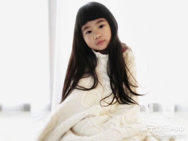 还记得《爸爸去哪儿2》里的Grace吗？她现在长这样啦