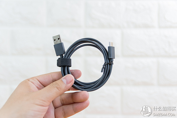 垂直鼠标好在哪?细品罗技 Logitech MX Vertical 人体工学鼠标独到之处