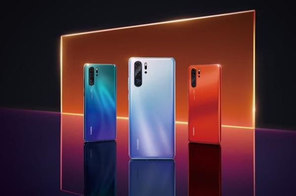 明晚发布！余承东喜提华为P30 Pro：暗示镜头光学结构新突破