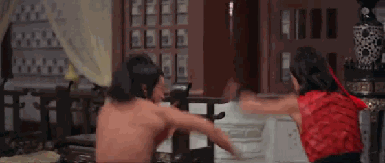 它是邵氏公司最怪异的武侠片,备受老外推崇,一招一式透露邪气!