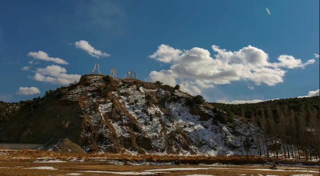 巍巍八虎山,清明节好风光,通辽市青龙山自驾车露营地掠影