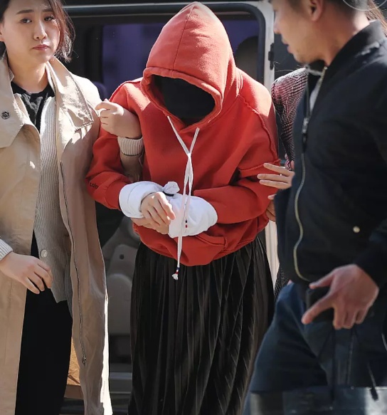 纠缠3年情难再续？朴有天被曝去除黄荷娜头像刺青
