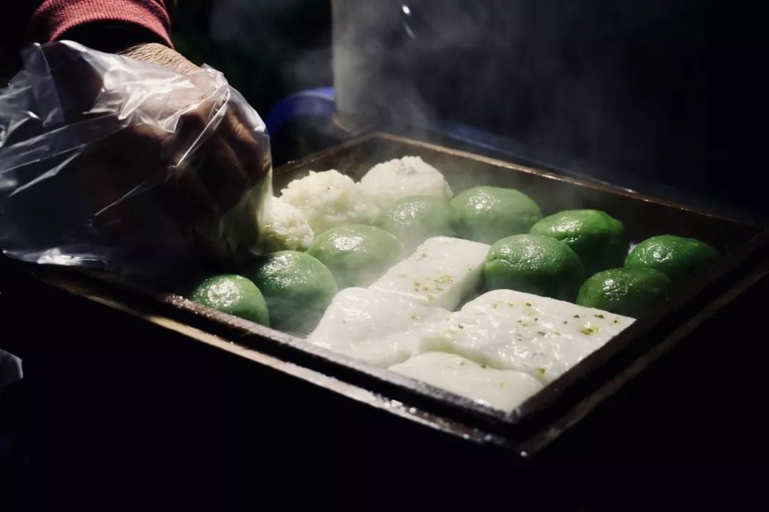 一颗小小的青团，凭什么让整个上海为之疯狂？