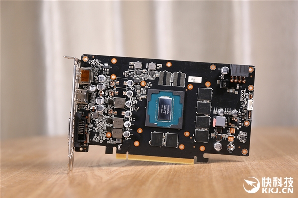铭瑄终结者GTX 1660显卡图赏：做工、散热全面升级