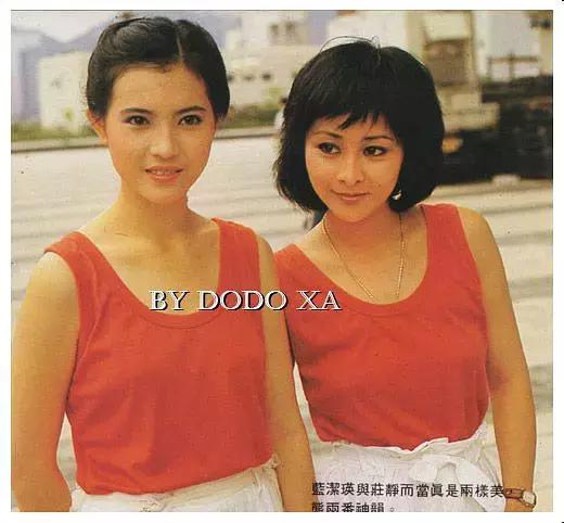 蓝洁瑛生前跟路人合照,眼睛弯弯笑容灿烂,衬得刘嘉玲脸好大好村