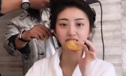 她一下子胖了这么多？