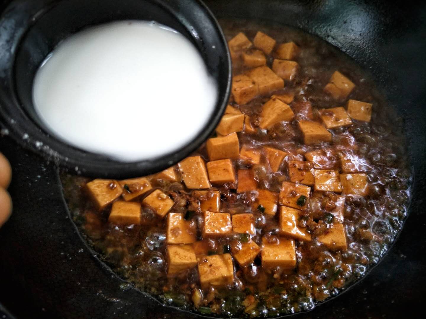 客家酿豆腐怎么做_客家酿豆腐的做法视频_傅小饼_豆果美食