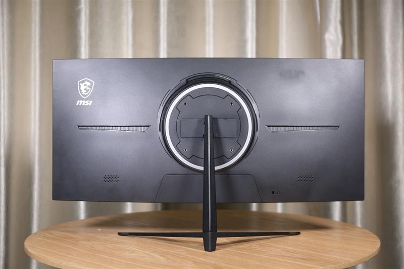 200Hz体验丝般滑顺！微星Optix PAG301CR显示器评测：点距刚刚好