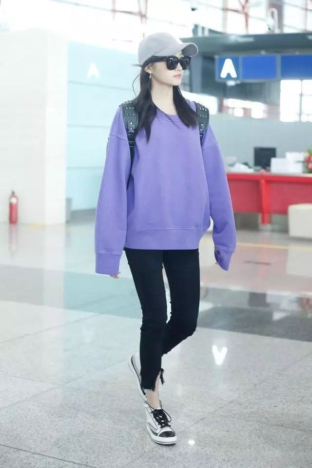 别学杨幂的半吊子swag穿搭，lisa和泫雅才是swag女王