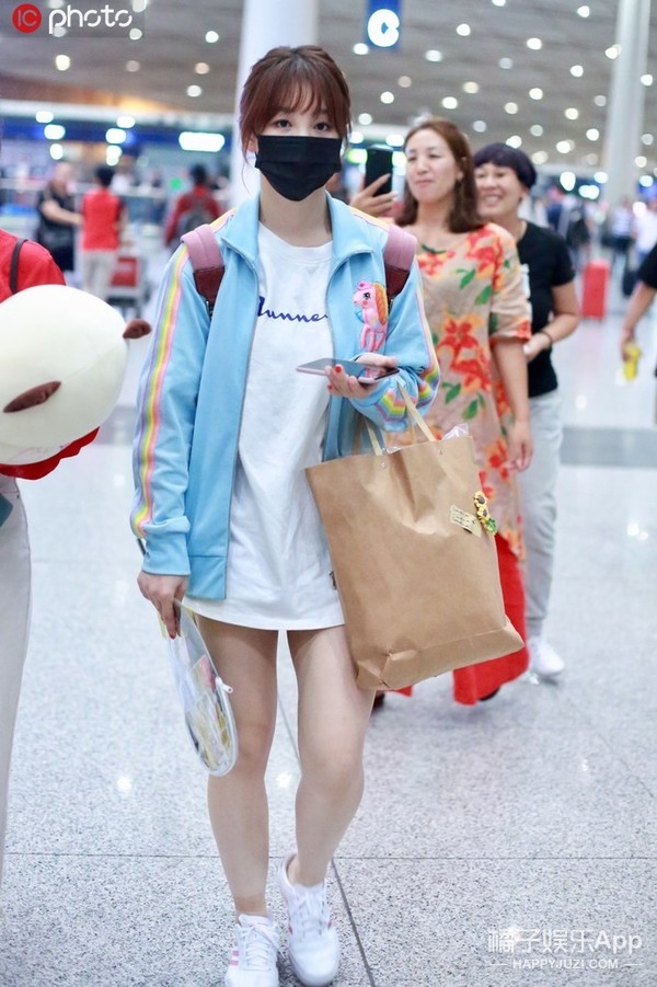 何洁的修图师可真敢P呀…