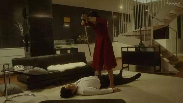 “弃民”孤独死,这可能是苏明玉的另一种结局