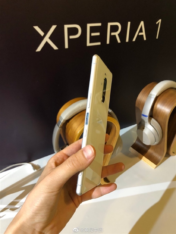 全球首款4K屏+骁龙855旗舰 索尼Xperia 1发布：价格感受下