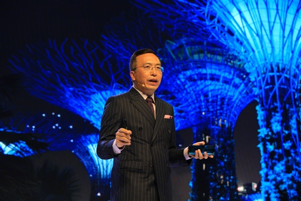 价格够狠！荣耀20正式发布：DxOMark 111分世界第二