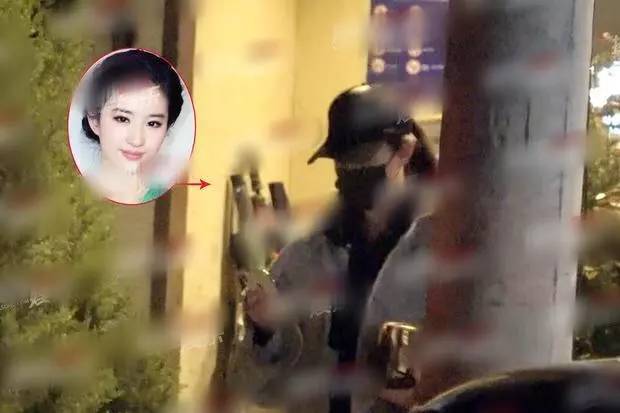 刘亦菲不惧绯闻,带母亲与“干爹”陈金飞聚餐热聊