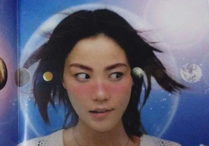 样的一个妆，欧阳娜娜和王菲女神的差距也太大了吧！