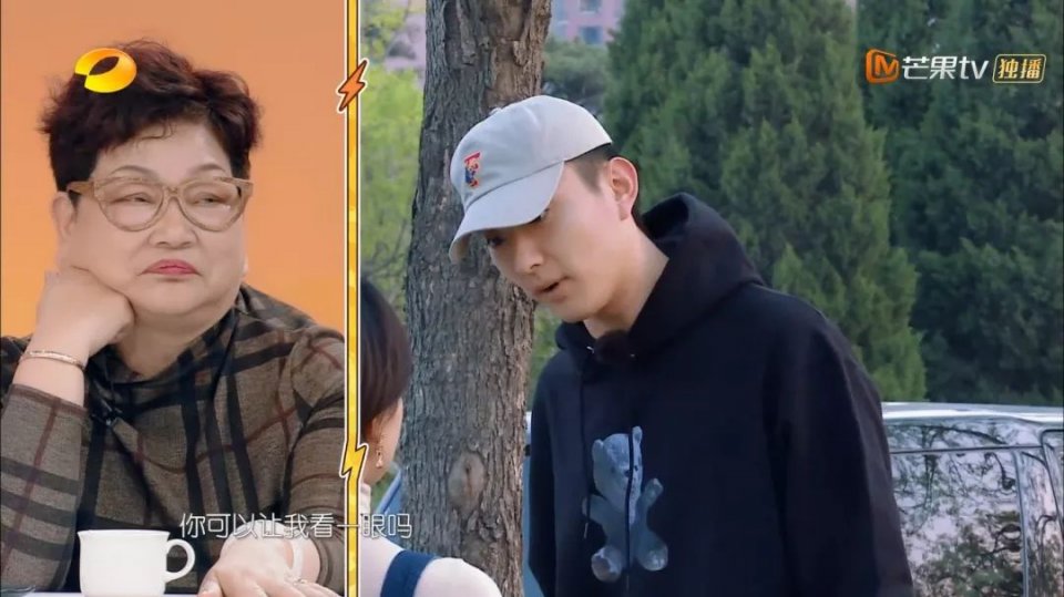 她的前男友是薛之谦？因误放前任歌曲被现任于小彤当街怒骂？