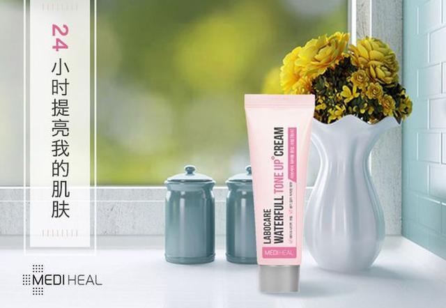 什么素颜霜适合学生使用?适合学生使用的滋润补水保湿素颜霜推荐