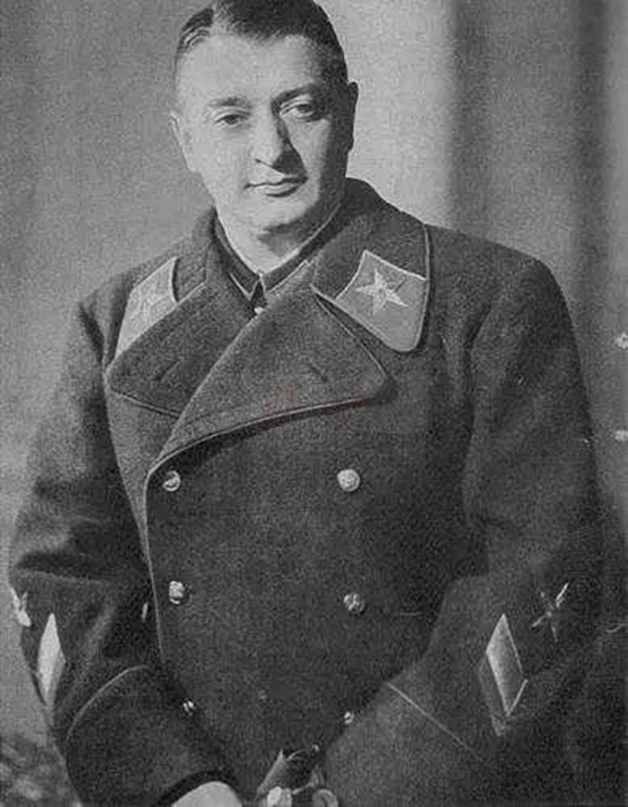 6月11日苏军元帅图哈切夫斯基5天内被清洗处决:萨沙历史上的今天