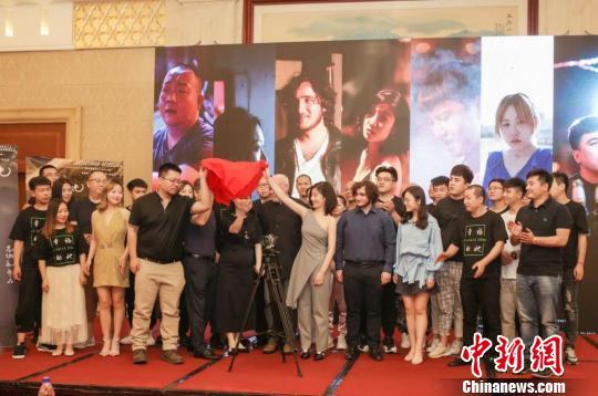 戛纳获奖影片《幸福的拉扎罗》男主开启中国银幕首秀