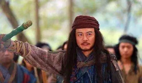 背主降敌杀人无数的吴六奇，为何成为金庸笔下的英雄侠士