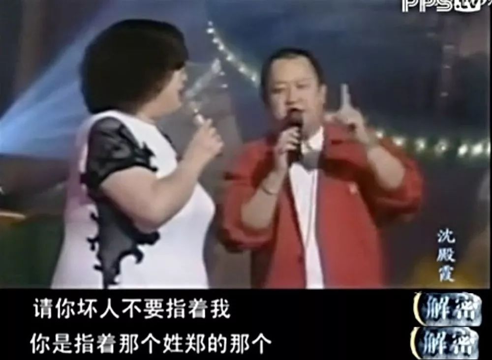 三任太太,四个女儿,一辈子活在女人堆里的郑少秋幸福吗?