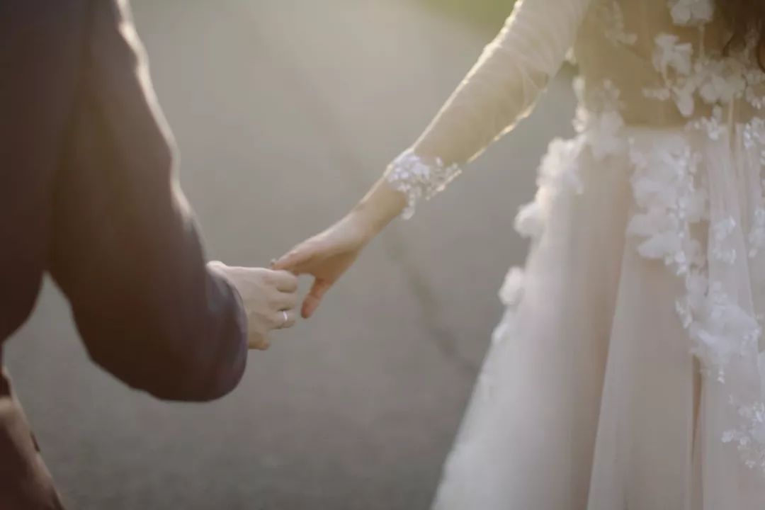 如果一对夫妻的喜爱与赞美系统仍然在起作用,他们的婚姻就可以挽救.
