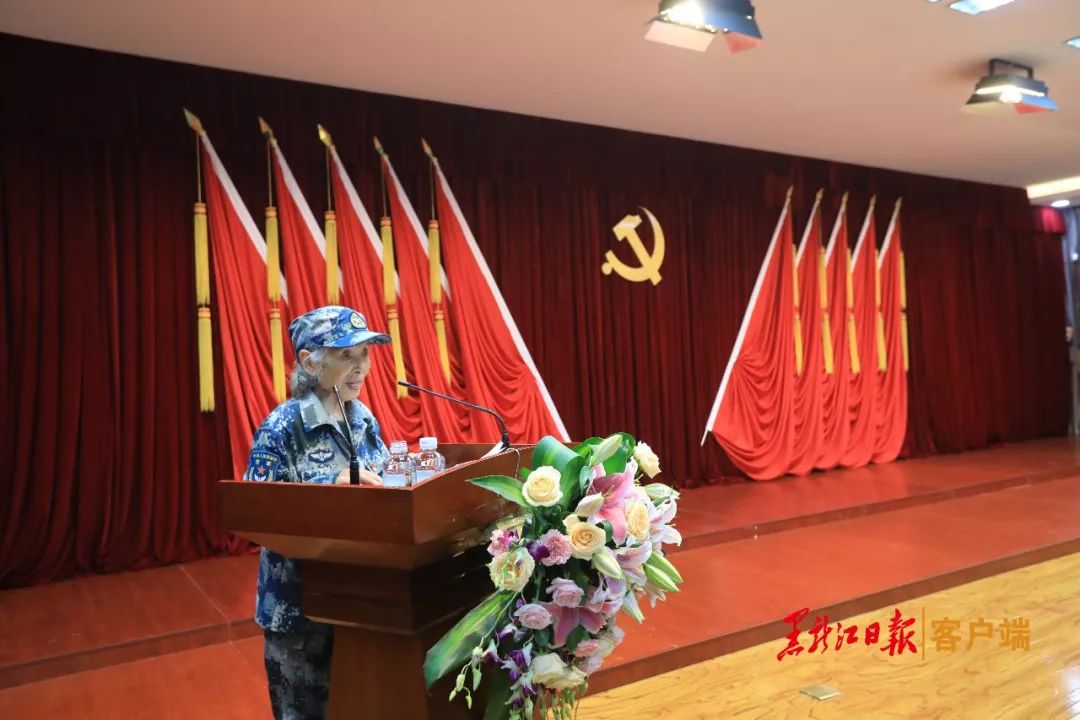为家乡木兰县捐献1000万人民币,"感动中国"2018年度人物马旭和老伴儿