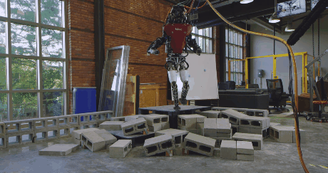 波士顿动力Atlas机器人完美自主导航 这次是真的