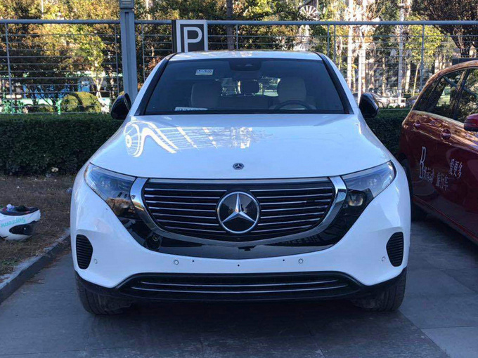 奔驰4款重磅SUV即将开卖，国产7座SUV尺寸超汉兰达，只卖30万元