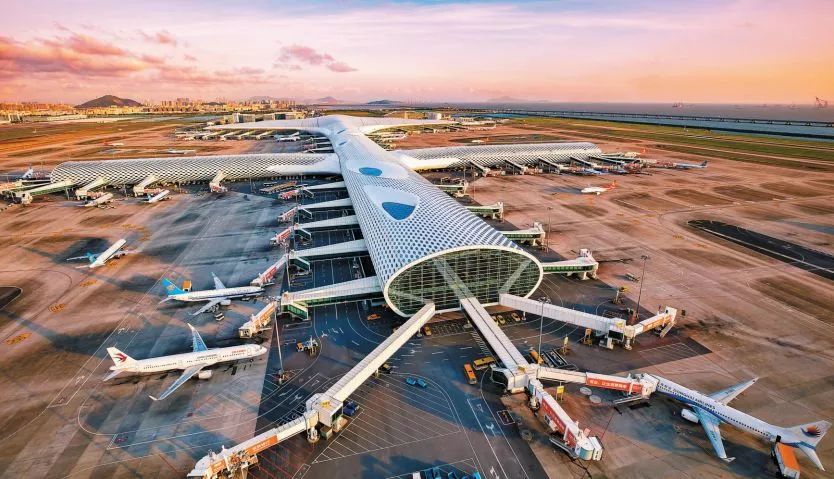 同时宝安国际机场提出了 构建深圳机场航空城"3 1 1"的产业功能体系