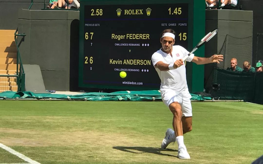 温网男单半决赛落幕 德约科维奇逆转阿尔卡拉斯第七次闯入决赛