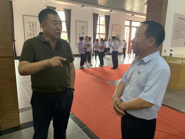 耿凤森带队到绥中县新时代文明实践中心调研