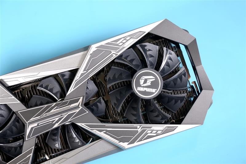 4599元体验RTX 2080的性能！七彩虹iGame RTX 2070 Super Vulcan X OC评测